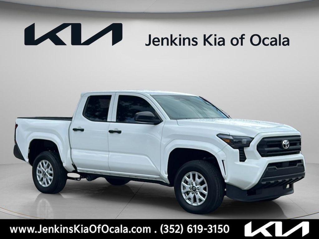 Used 2025 Toyota Tacoma SR Truck Double Cab