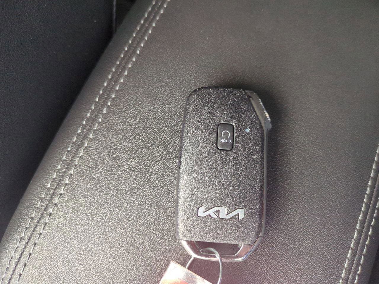 2025 Kia Seltos SX - Photo 38