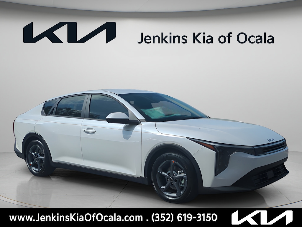 New 2026 Kia K4 LXS Sedan
