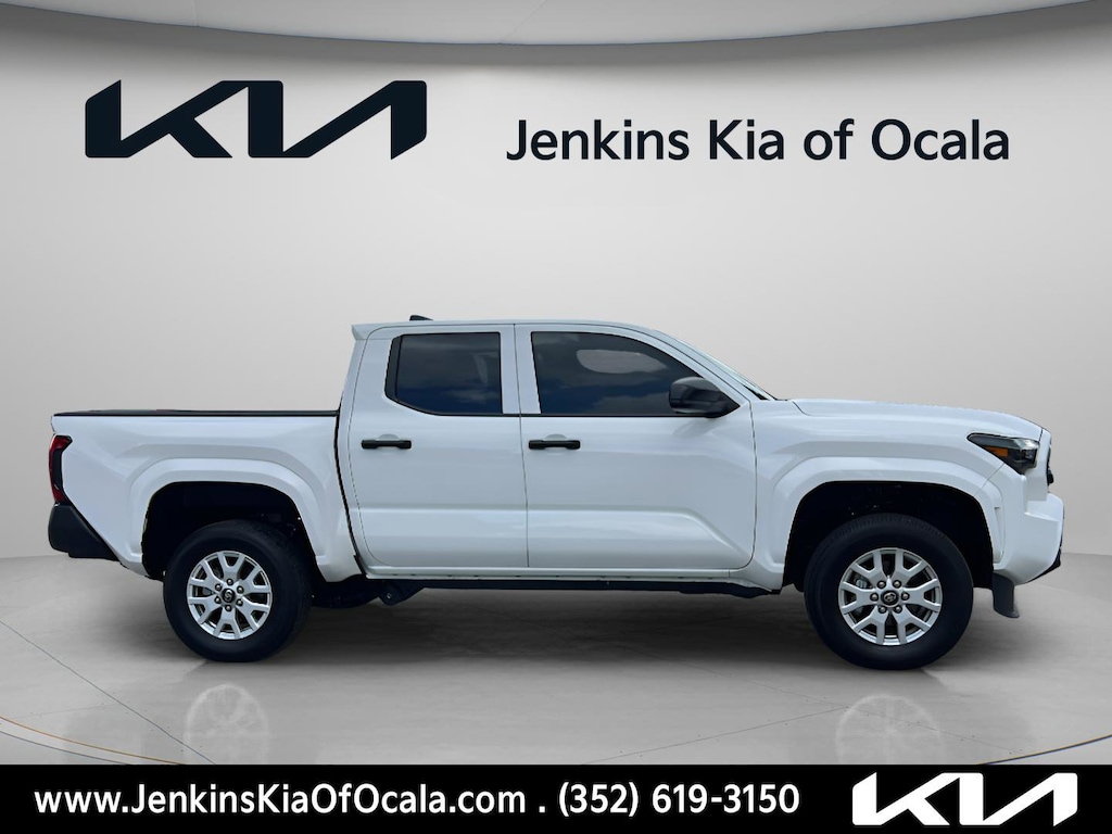 Used 2025 Toyota Tacoma SR Truck Double Cab