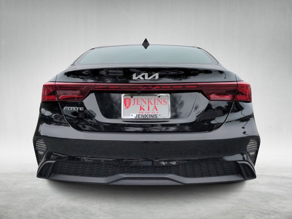 Used 2023 Kia Forte LXS Sedan