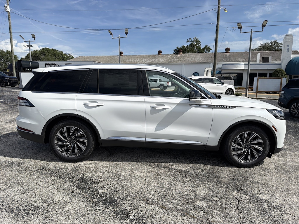 New 2026 Lincoln Aviator Premiere® SUV