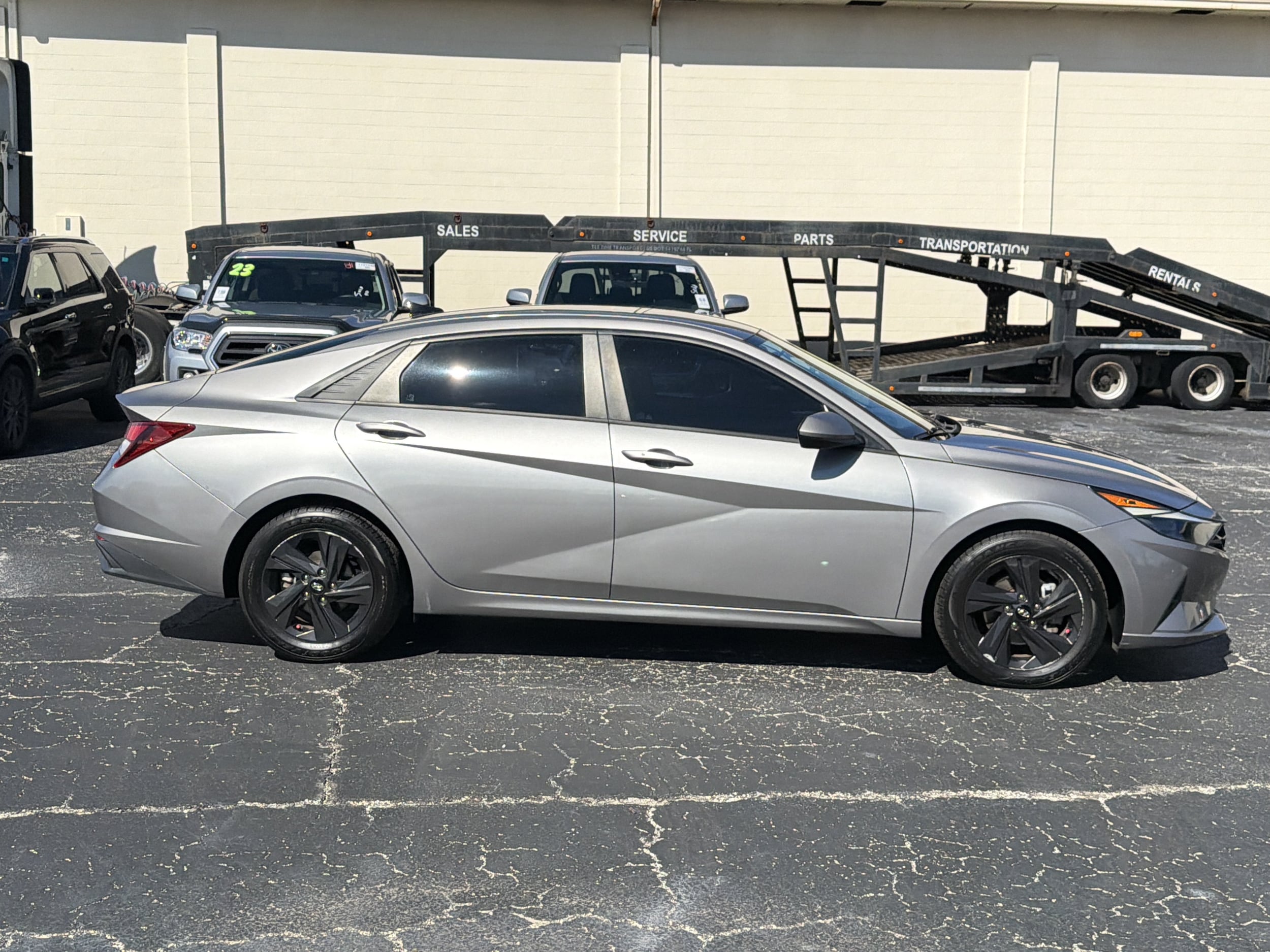 Used 2021 Hyundai Elantra SEL with VIN KMHLM4AG3MU147203 for sale in Lakeland, FL