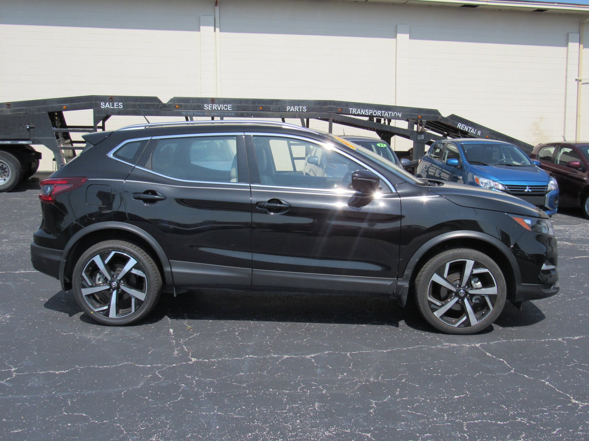 Used 2022 Nissan Rogue Sport SL with VIN JN1BJ1CW9NW492689 for sale in Lakeland, FL