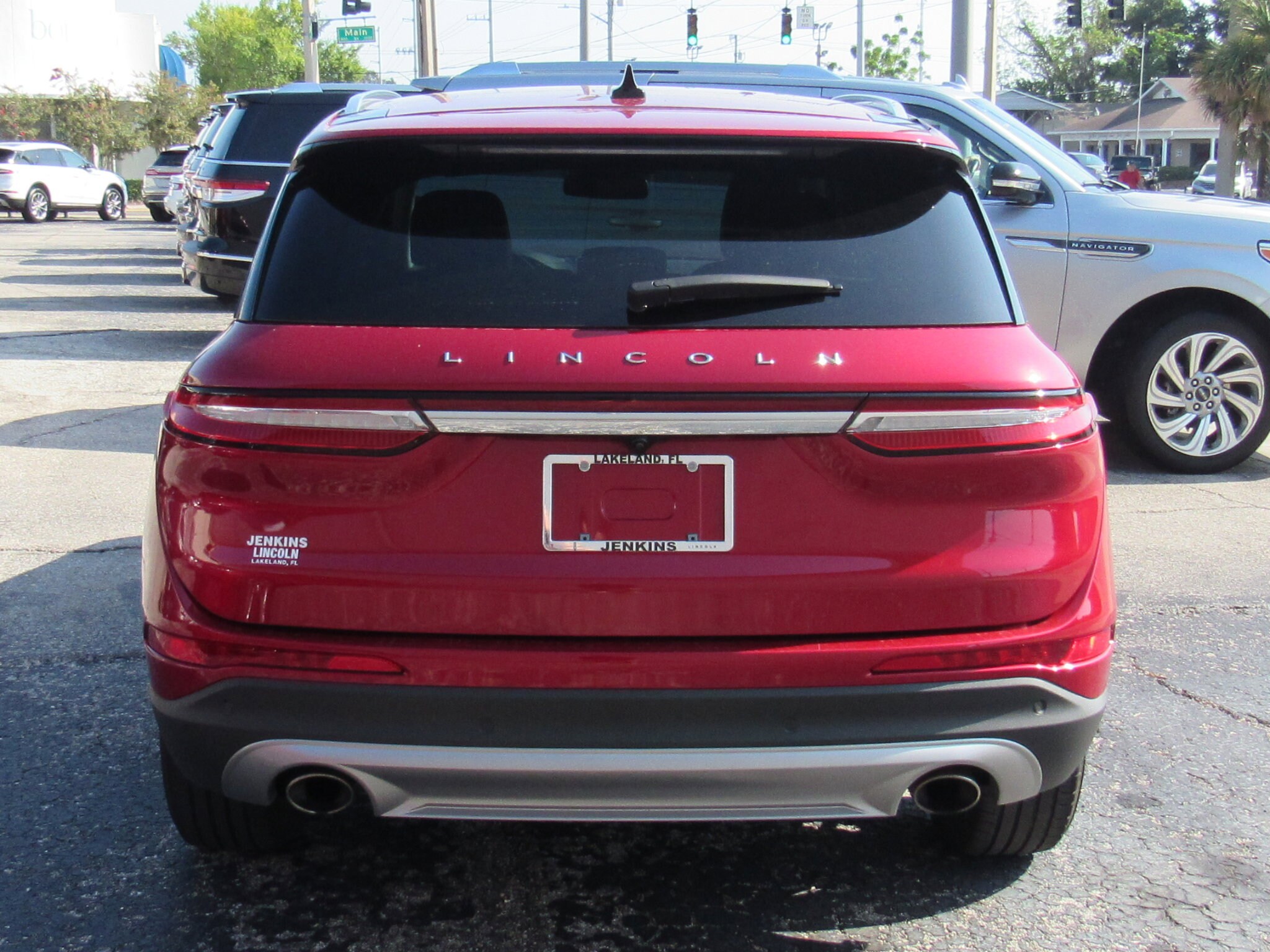 2022 Lincoln Corsair Standard photo 4