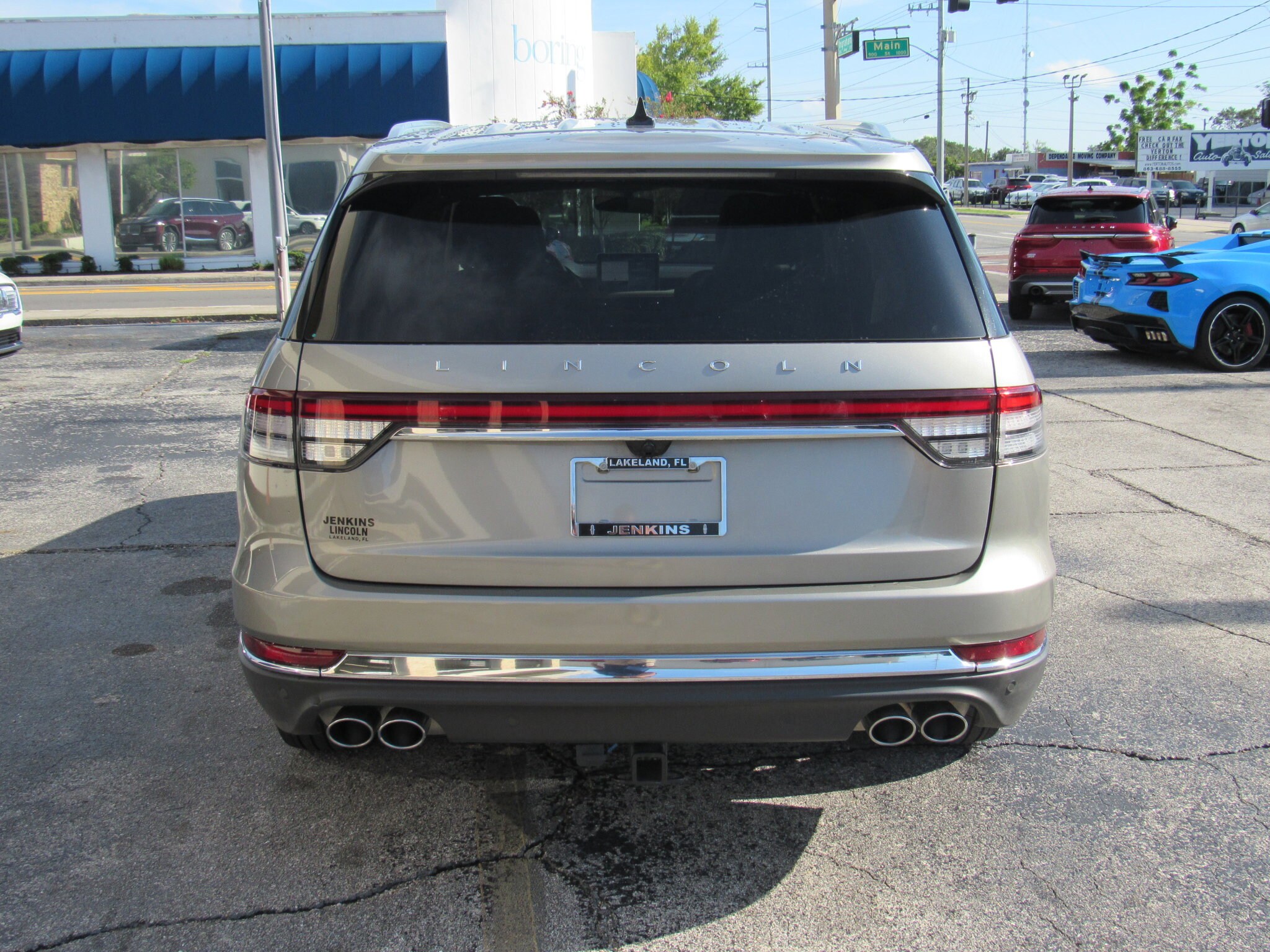 2023 Lincoln Aviator Reserve photo 2