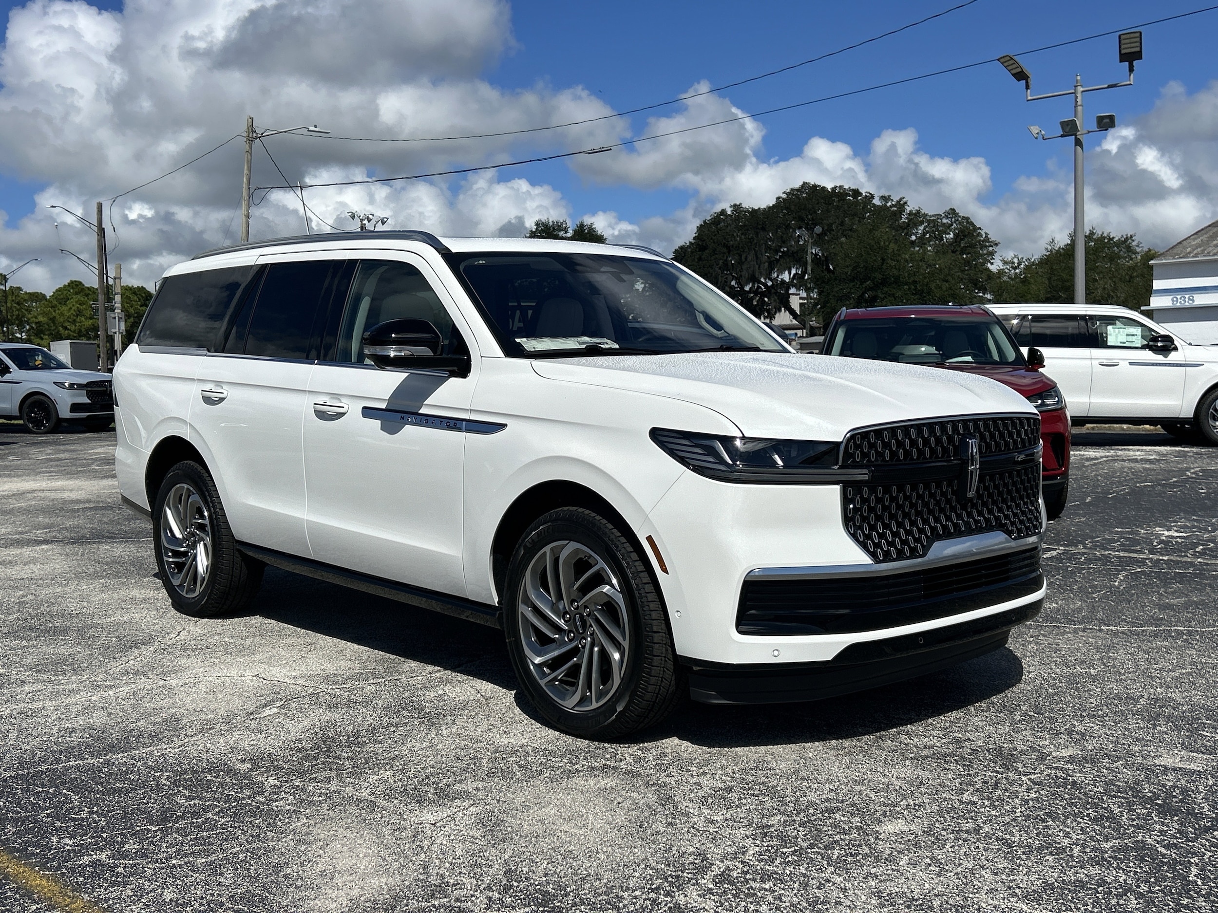 2025 Lincoln Navigator Reserve's photo