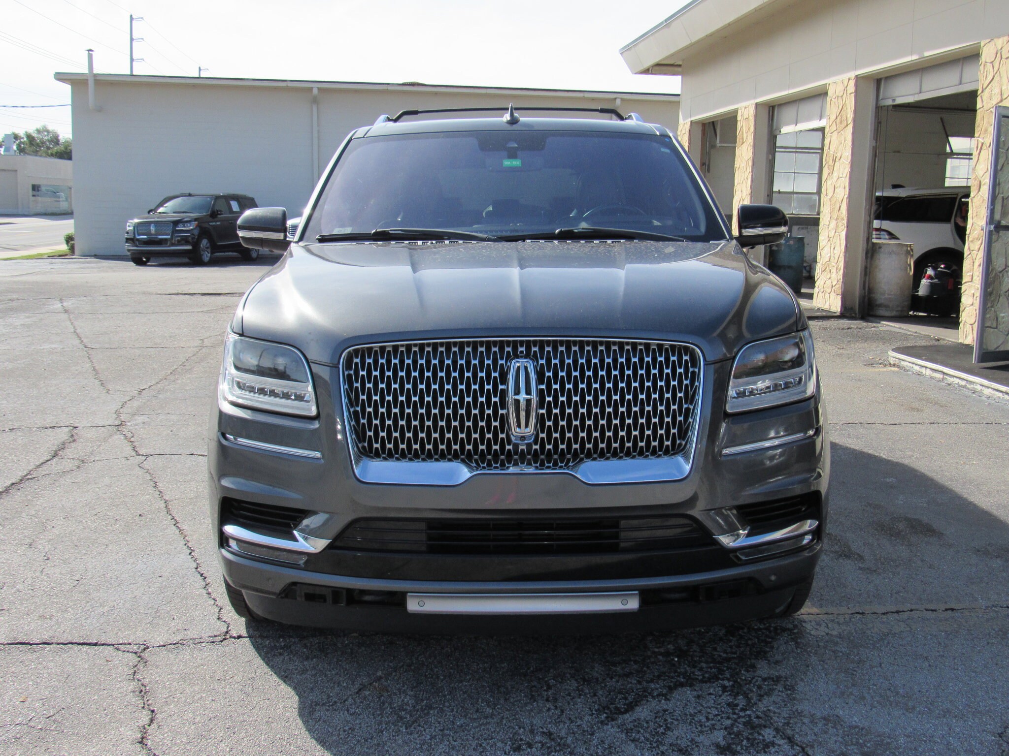 2018 Lincoln Navigator L Reserve photo 3