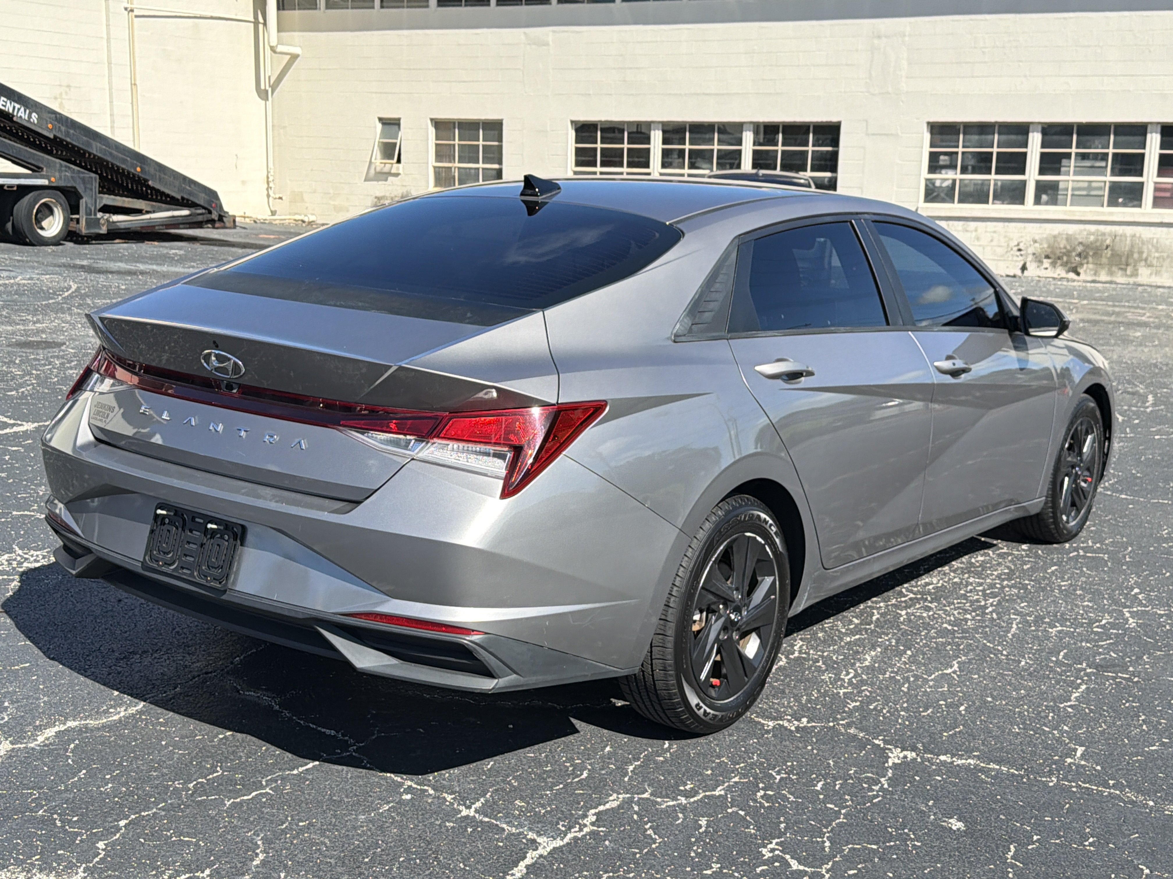 Used 2021 Hyundai Elantra SEL Sedan