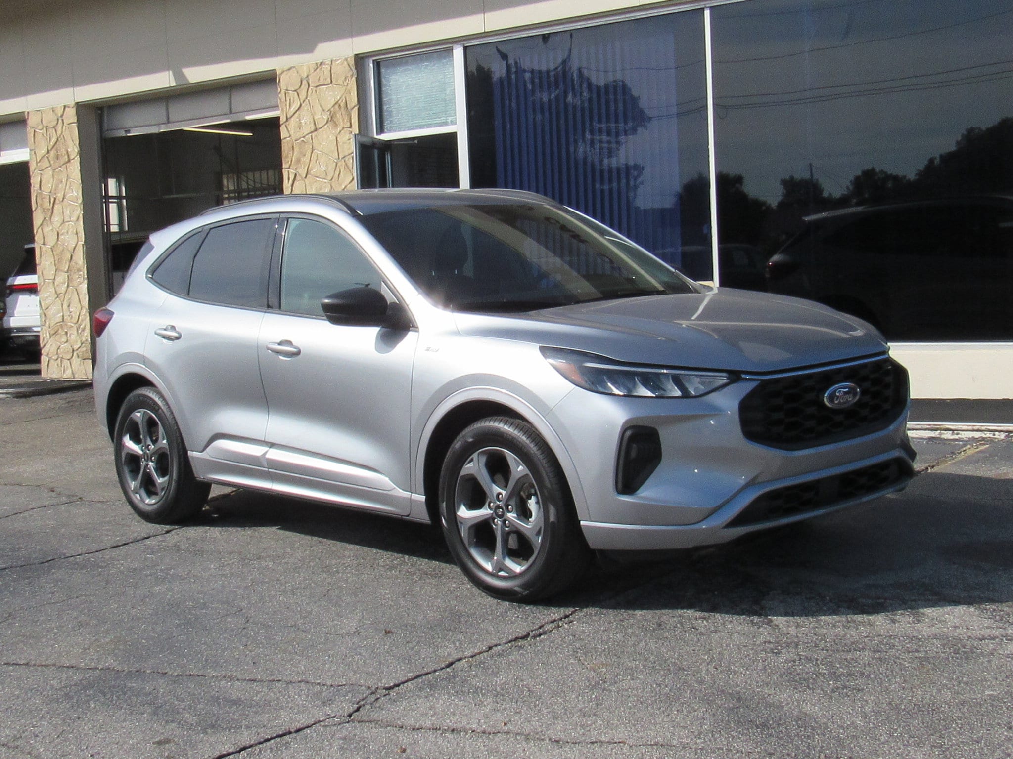 2024 Ford Escape ST-Line's photo