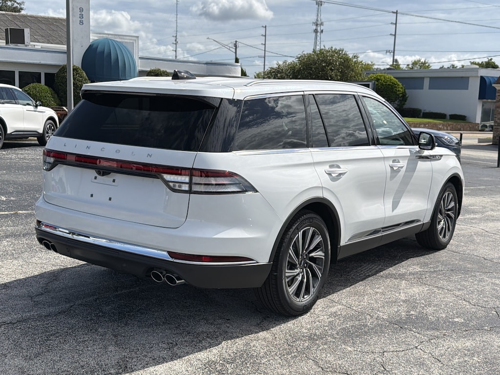 New 2026 Lincoln Aviator Premiere® SUV