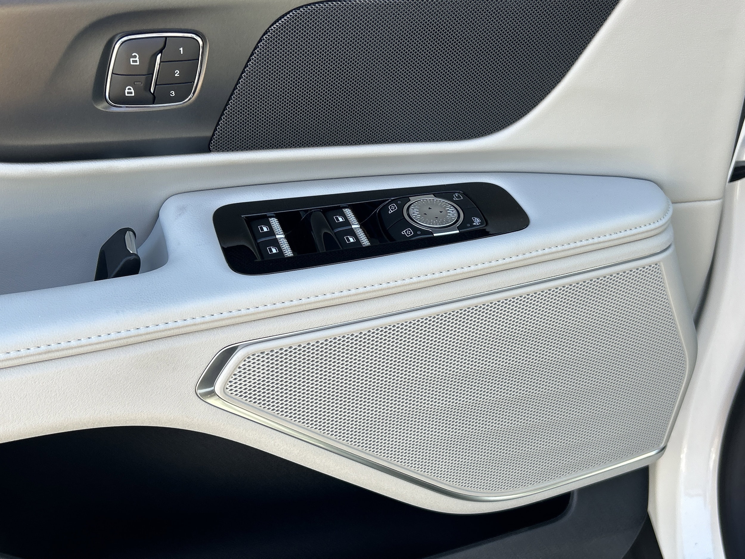 2026 Lincoln Nautilus Premiere - Photo 20