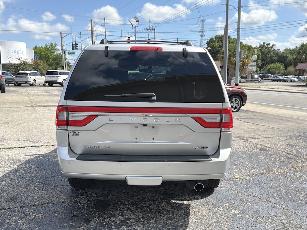 Used 2016 Lincoln Navigator Select SUV