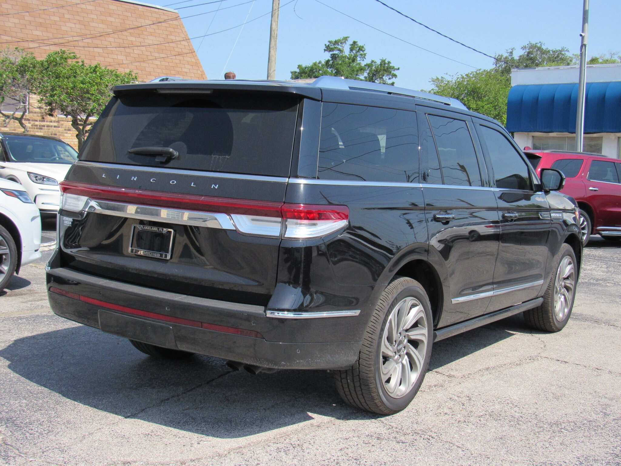 2023 Lincoln Navigator Reserve photo 3