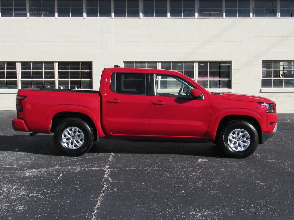 Used 2024 Nissan Frontier SV Crew Cab Short Bed Truck