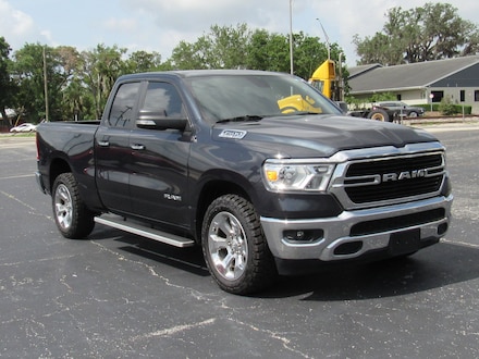 2019 Ram 1500 Big Horn/Lone Star Crew Cab Short Bed Truck