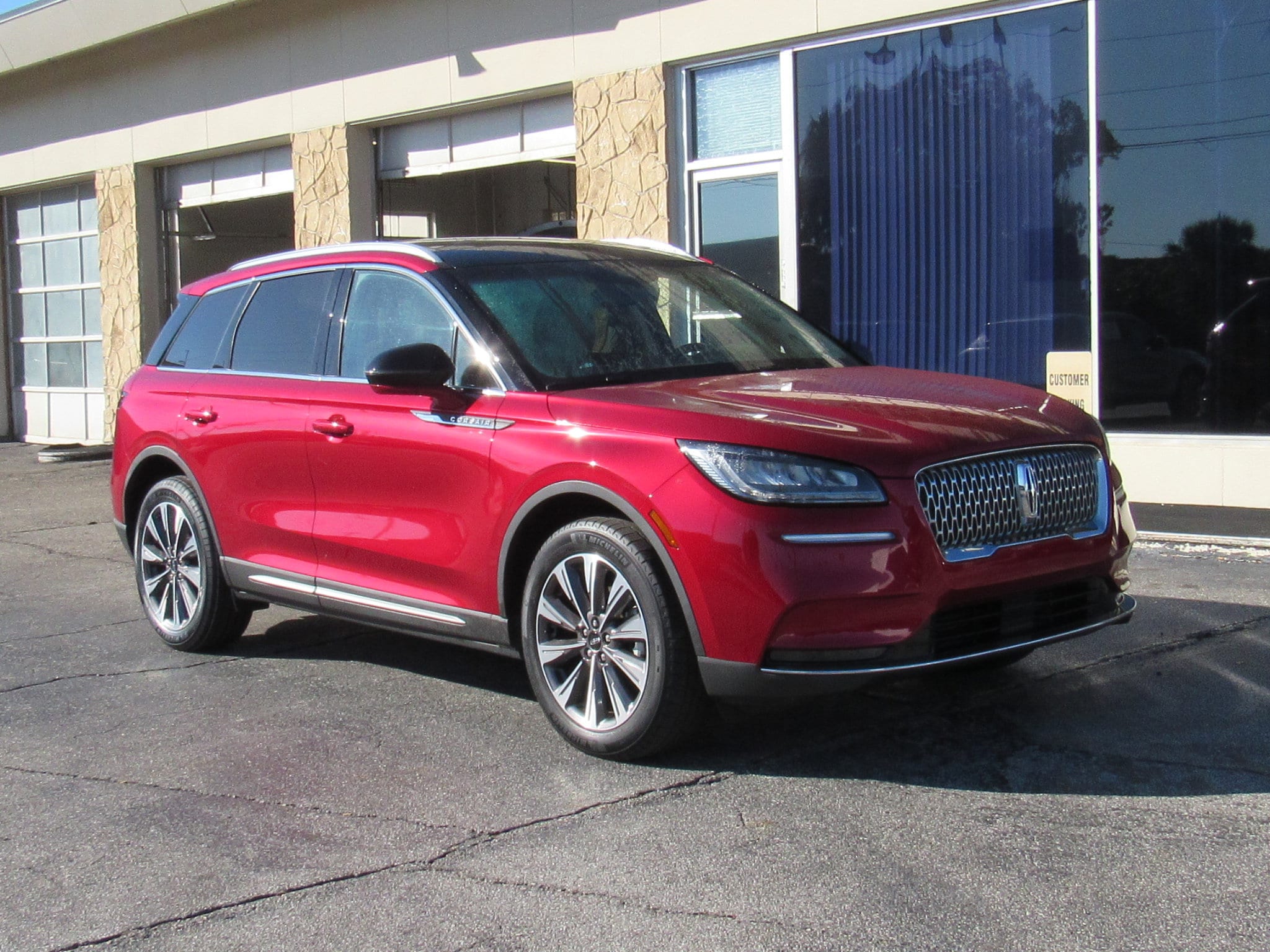 2020 Lincoln Corsair Reserve's photo