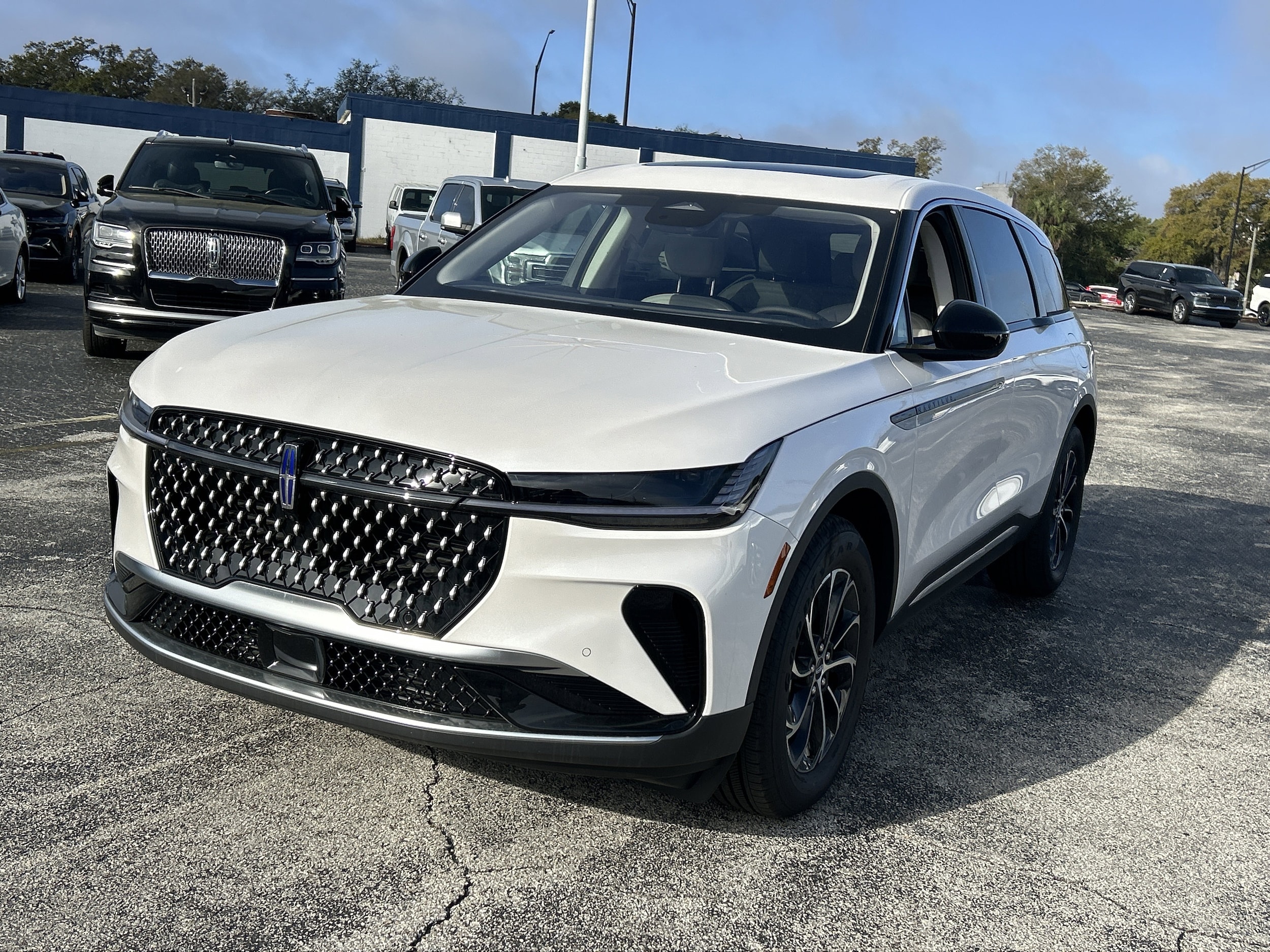 2026 Lincoln Nautilus Premiere - Photo 8