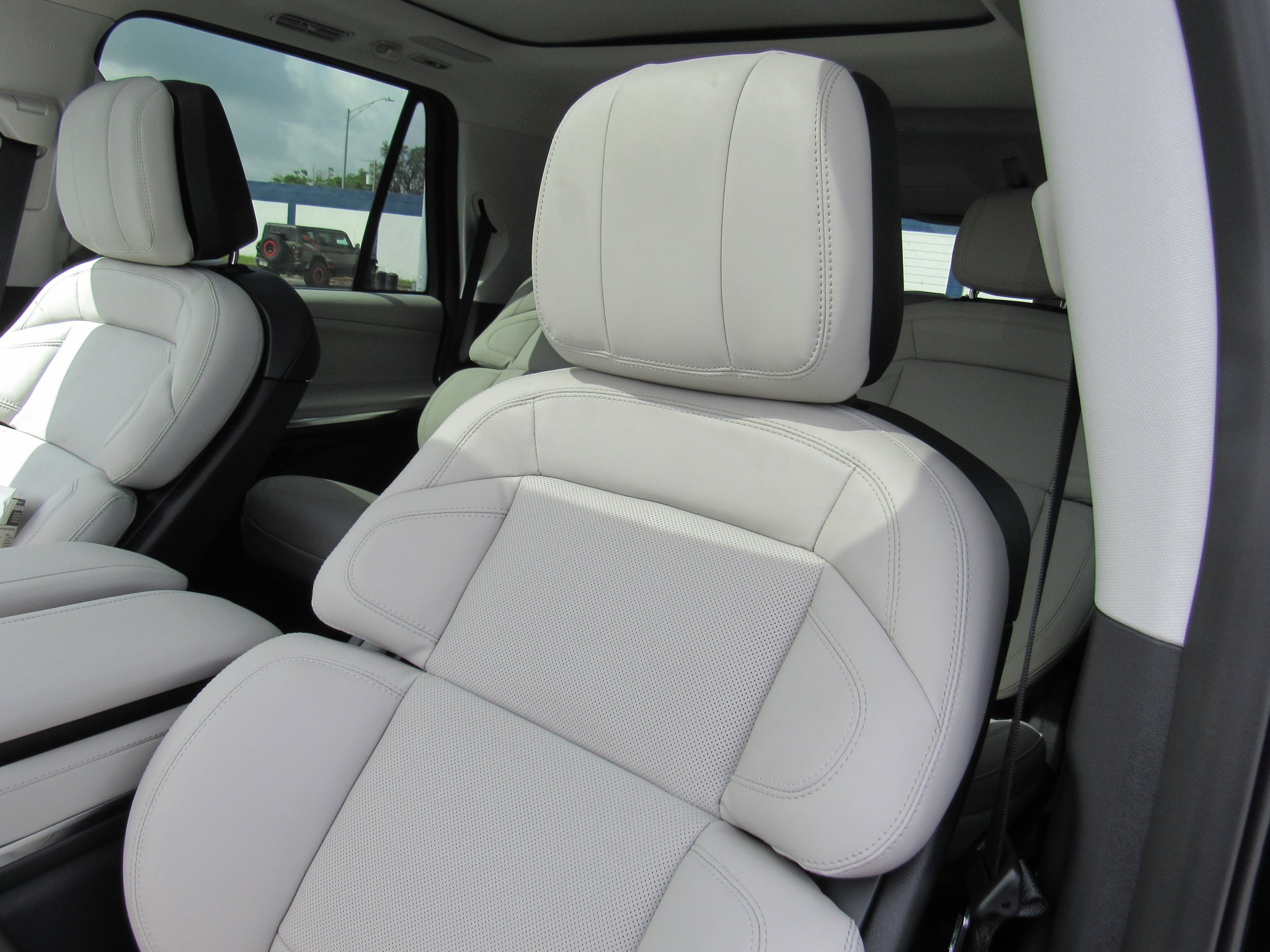 2025 Lincoln Navigator Reserve - Photo 19