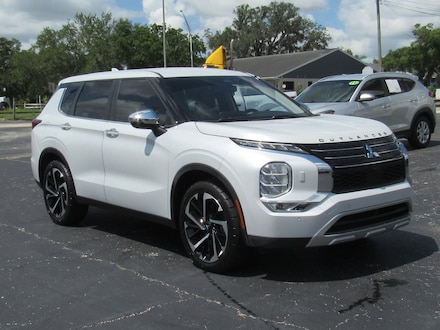 2022 Mitsubishi Outlander SE SUV
