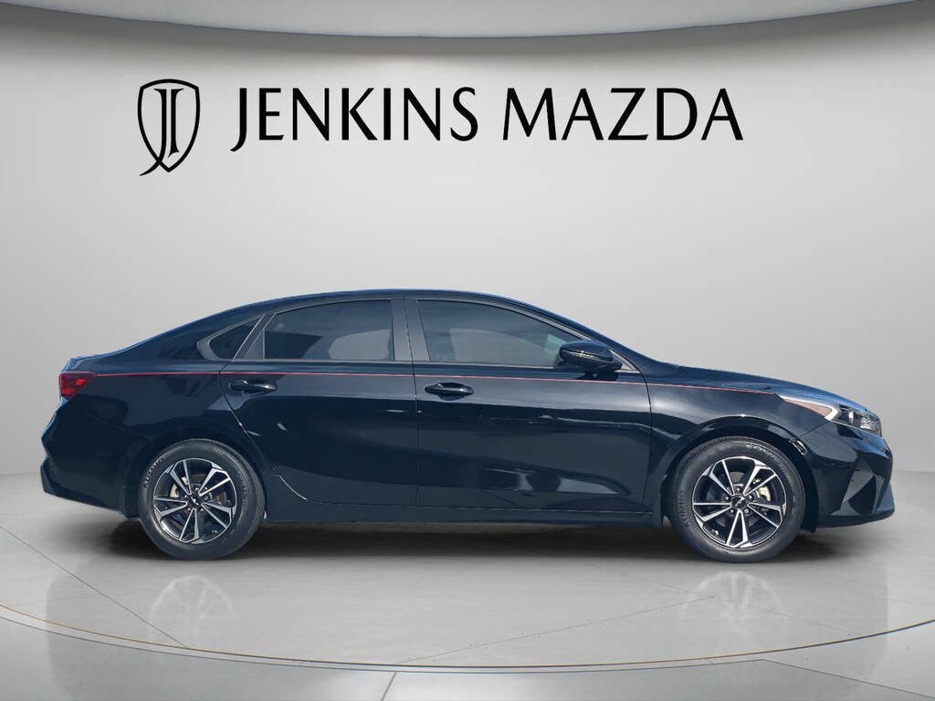Used 2023 Kia Forte LXS Sedan