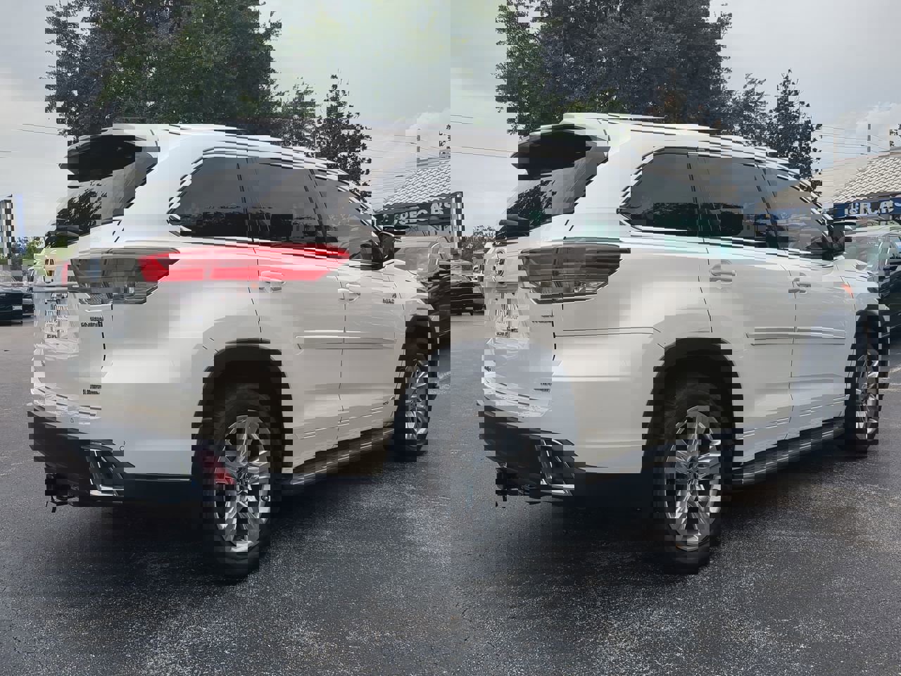 2017 Toyota Highlander Hybrid Limited photo 4