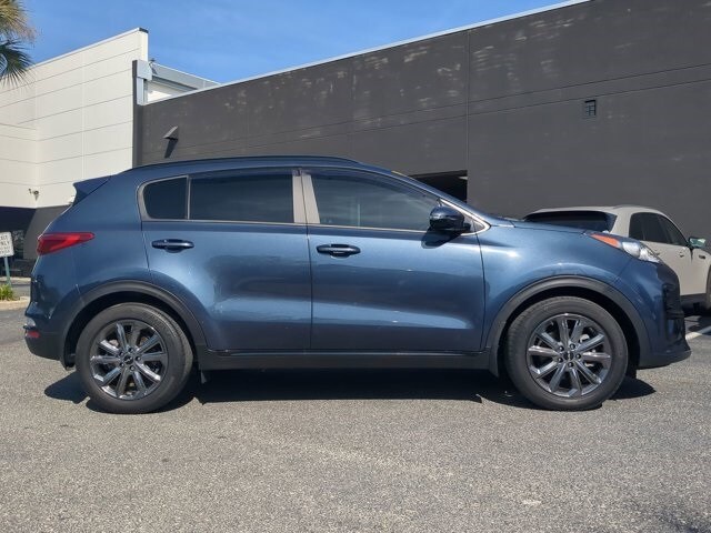 2022 Kia Sportage Nightfall Edition photo 2