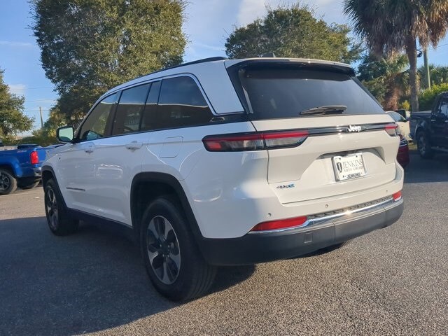 2024 Jeep Cherokee 4xe Base photo 4