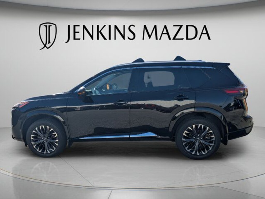 Used 2025 Nissan Rogue Platinum SUV