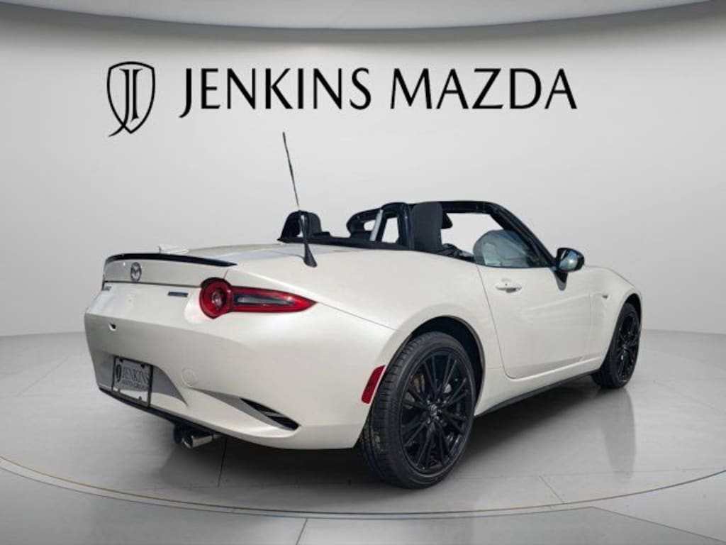 New 2026 Mazda MX-5 Miata Club Convertible