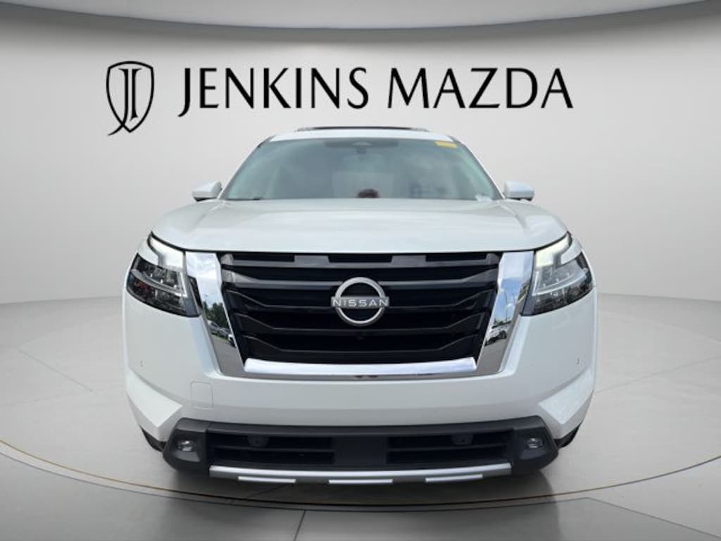 Used 2022 Nissan Pathfinder Platinum SUV