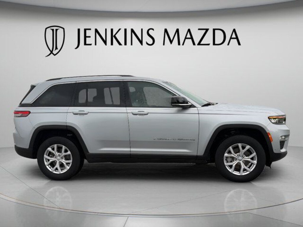 Used 2022 Jeep Grand Cherokee Limited SUV