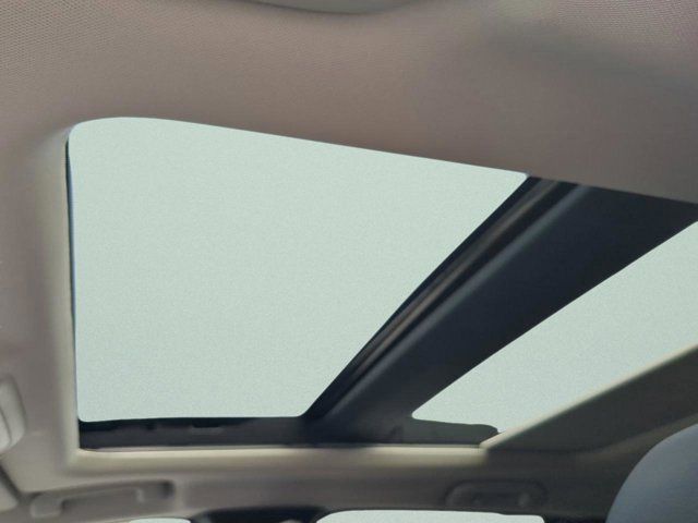 2025 Mazda CX-50 Premium - Photo 13