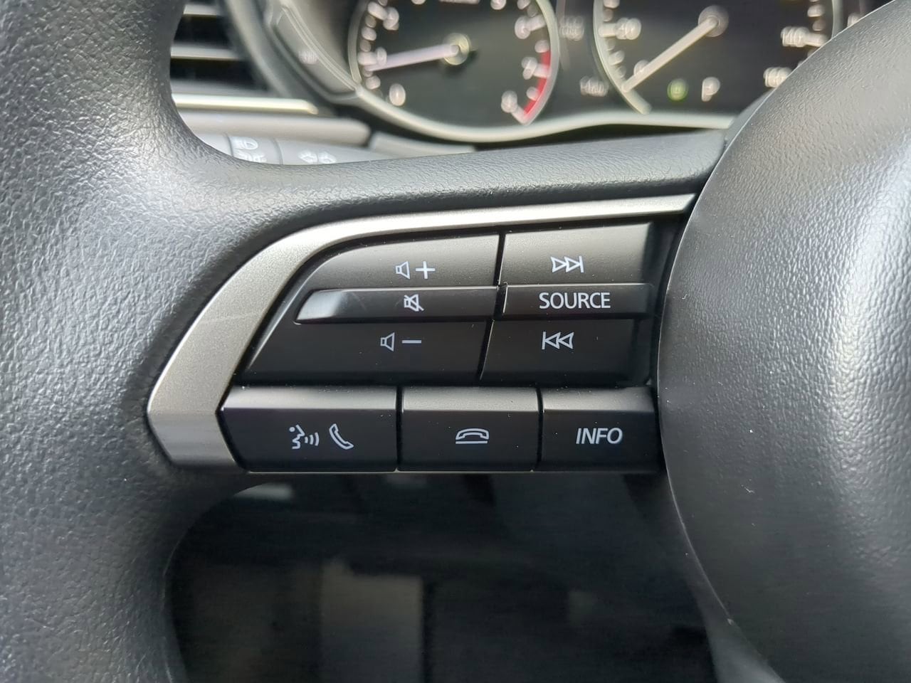 2026 Mazda CX-30 S - Photo 17