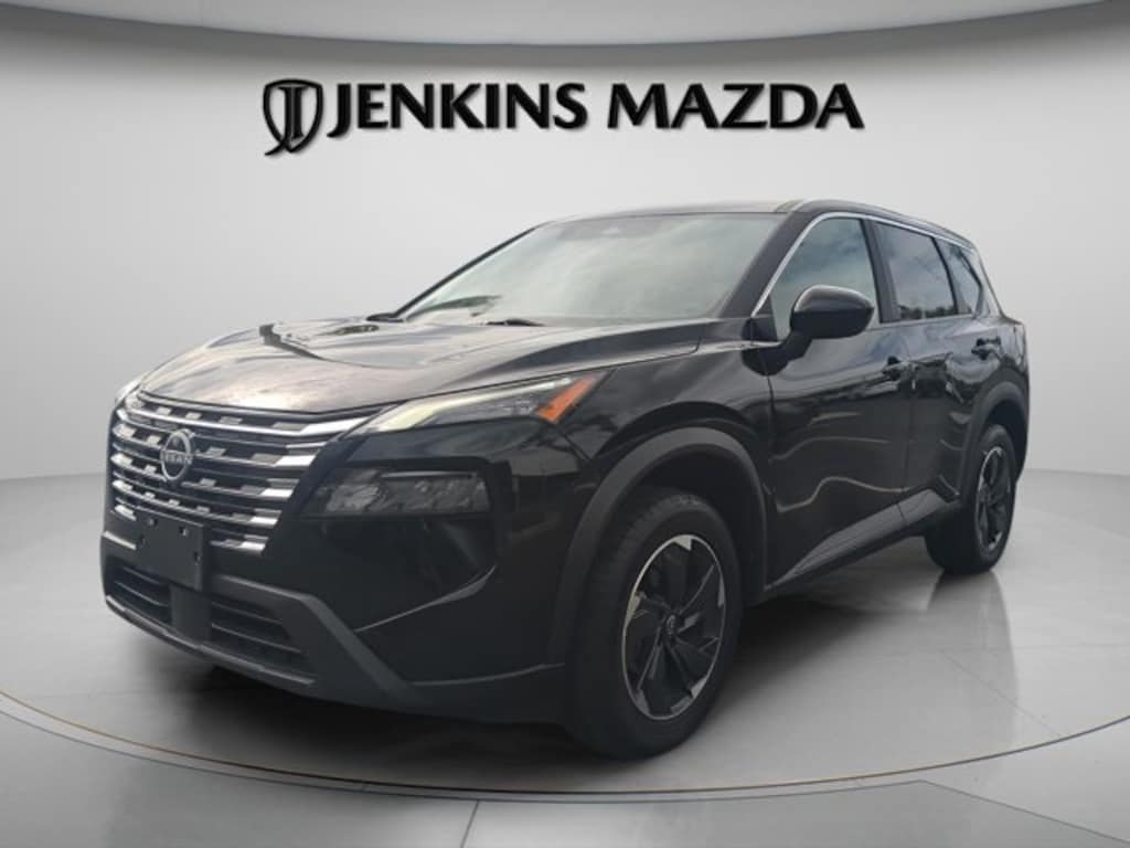 Used 2024 Nissan Rogue SV SUV