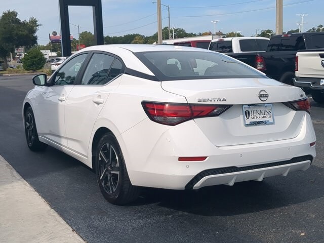 2024 Nissan Sentra SV photo 4