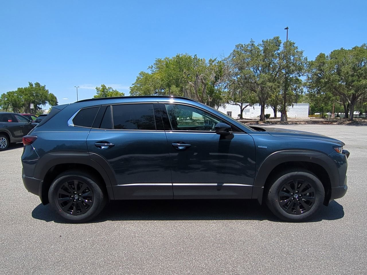 2025 Mazda CX-50 2.5 Hybrid Premium's photo