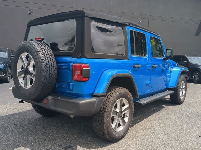 2022 Jeep Wrangler Unlimited Sahara photo 2