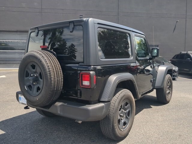2022 Jeep Wrangler Sport photo 3