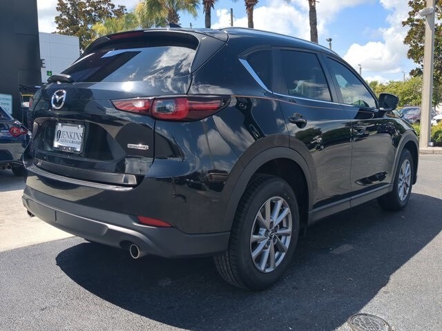 2022 Mazda CX-5 2.5 Select photo 2