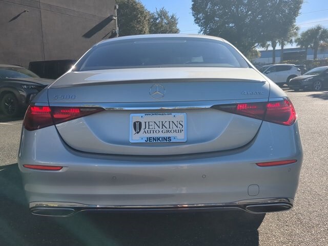 2022 Mercedes Benz S 580 4MATIC photo 2