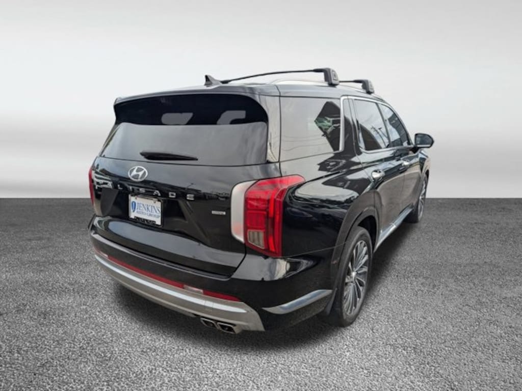 Used 2024 Hyundai Palisade Calligraphy SUV