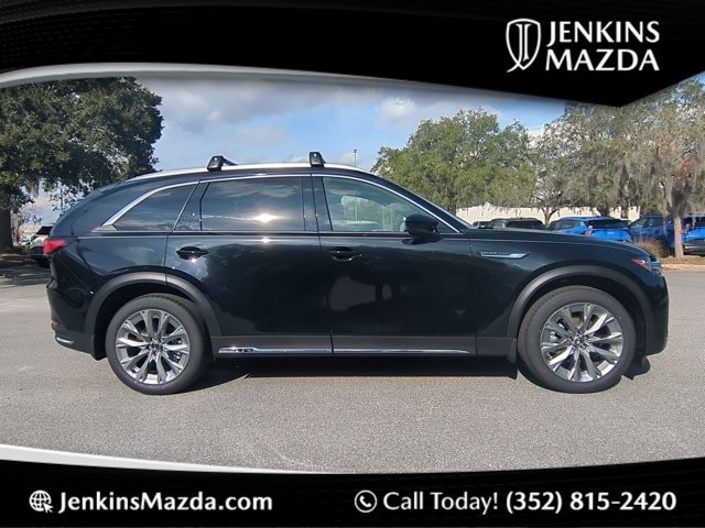 2026 Mazda CX-90 Premium's photo