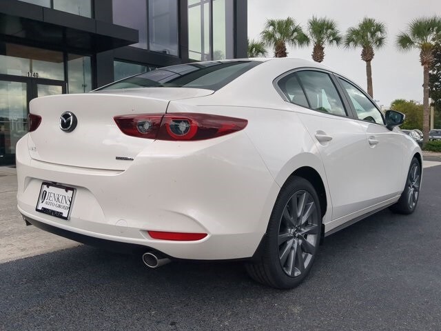 2024 Mazda Mazda3 Sedan 2.5 s Preferred photo 3