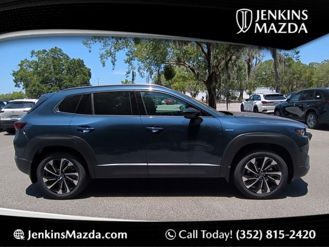 2025 Mazda CX-50 Premium Plus's photo