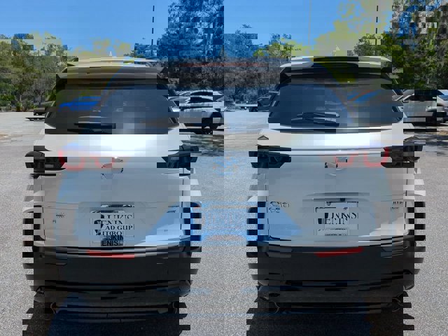 2025 Mazda CX-50 Premium photo 4