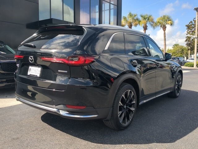 2024 Mazda CX-90 Plug-in Hybrid Premium photo 3