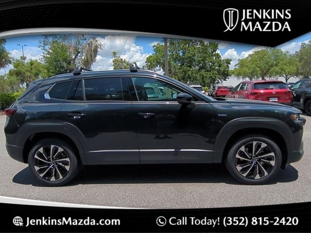 2025 Mazda CX-50 Premium Plus's photo