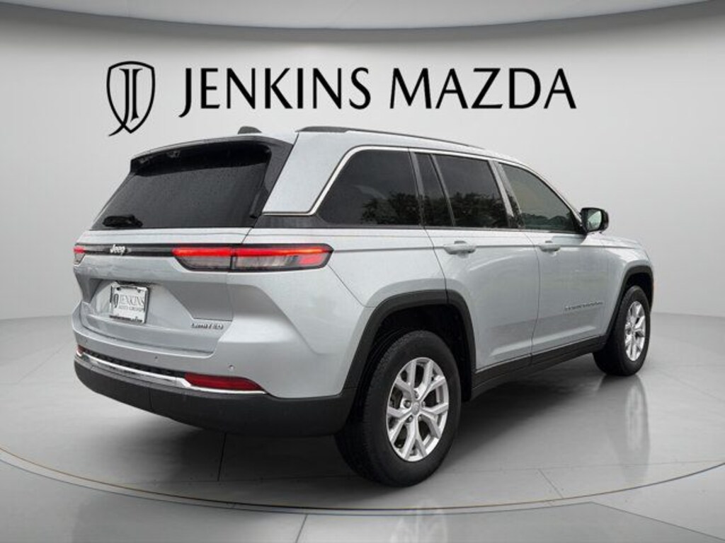 Used 2022 Jeep Grand Cherokee Limited SUV