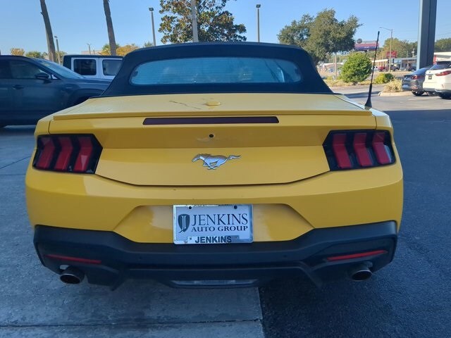 2024 Ford Mustang EcoBoost Premium Convertible photo 3